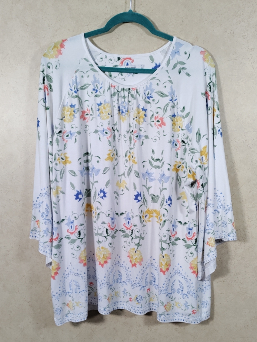 I135 Chico's Touch Of Cool Floral Print Angel Sleeve Knit Blouse 4 XXL